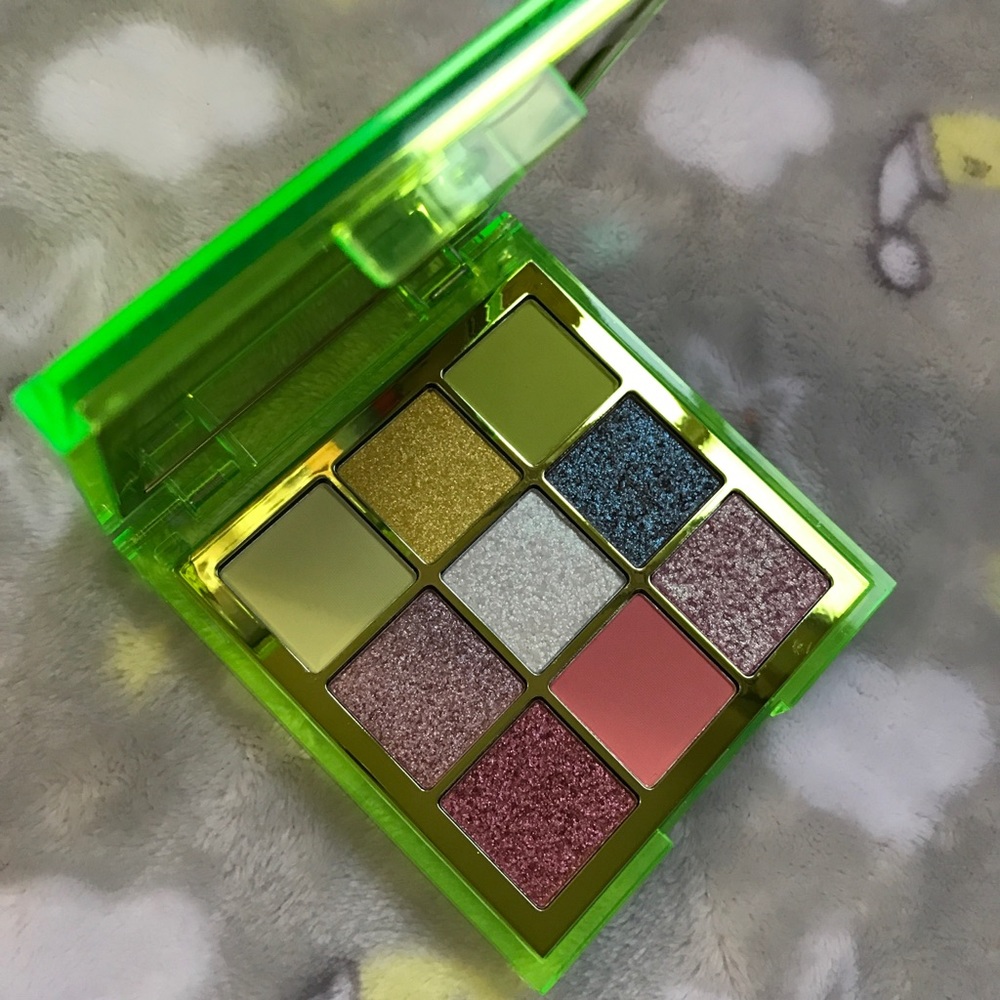 ❌SOLD❌ huda Neon Green